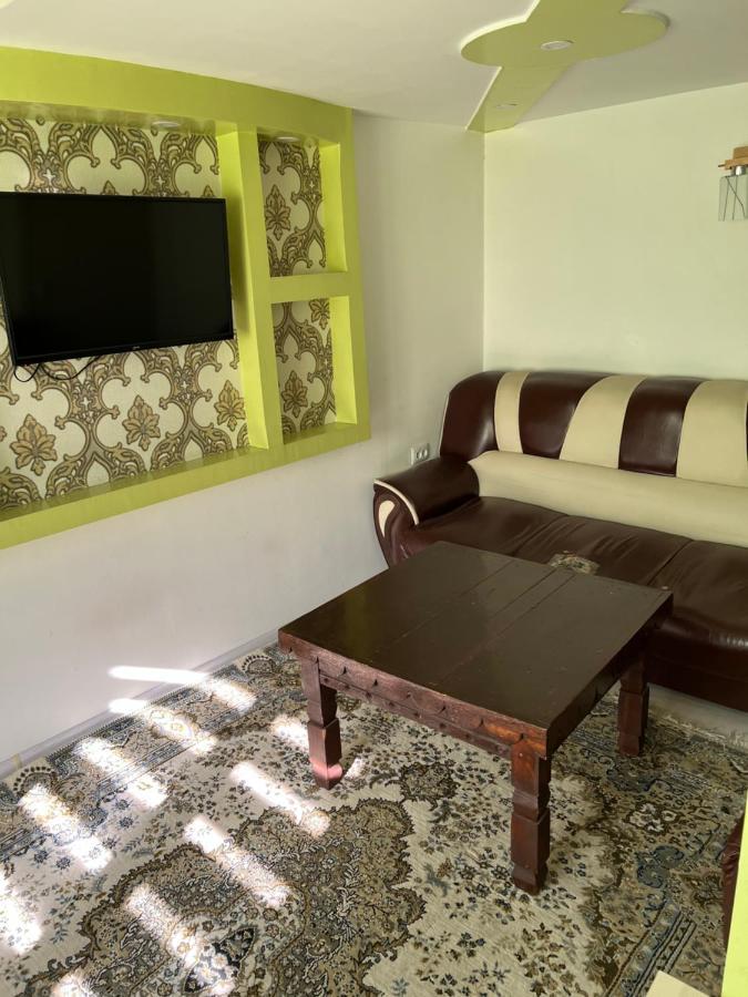 Anisa- Hostel Duşanbe Dış mekan fotoğraf